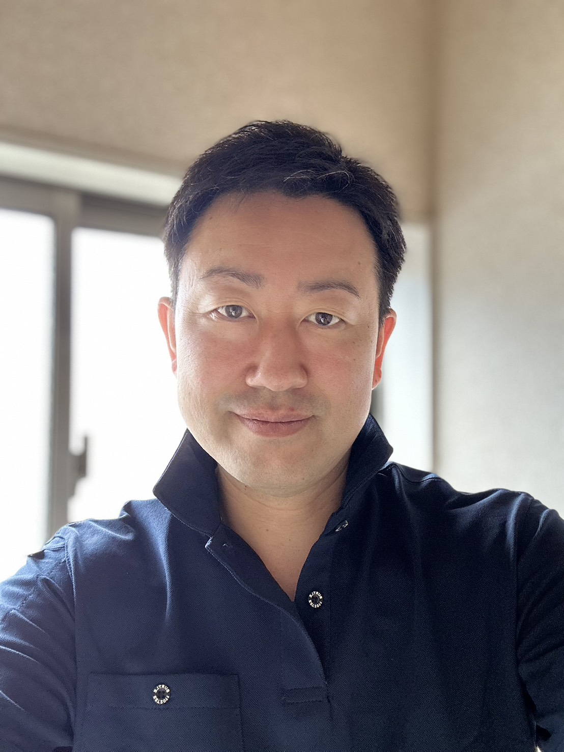 代表 小林